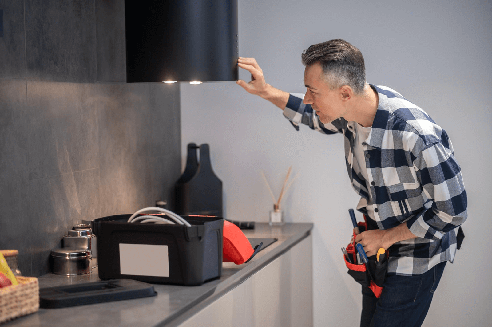 Kitchen chimney repair service